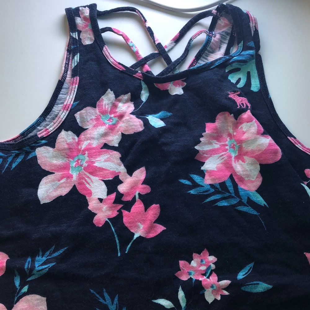 FLORAL ABROCOMBIE TANK! NEVER USED! SIZE 10/12!